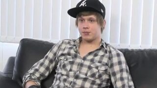 Emo gay twinks wearing makeup First ever straight man to