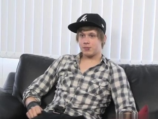 Emo gay twinks wearing makeup First ever straight man to