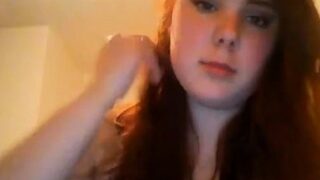 Big Butt White Girl Spreads Her Fat Ass