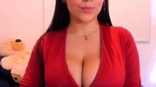 Colombiana Chichona Dando Show