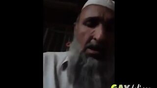 Daddy’s Secret Young Paki Lad’s Adventure