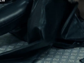 Close up amateur beauty uses her toy to masturbates